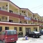 Poienita فندق